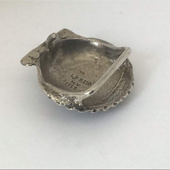 SOLD —- Handmade artisan 53.3g sterling silver scallop shell belt buckle - Picture 9 of 9